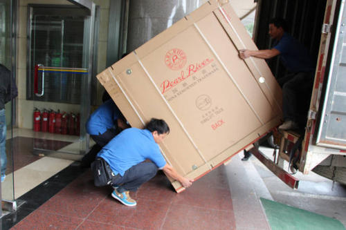 吴桥钢琴贵重工艺品无忧运